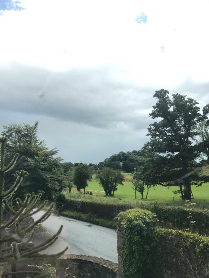 Holiday Home On Farnham Estate 캐번 외부 사진