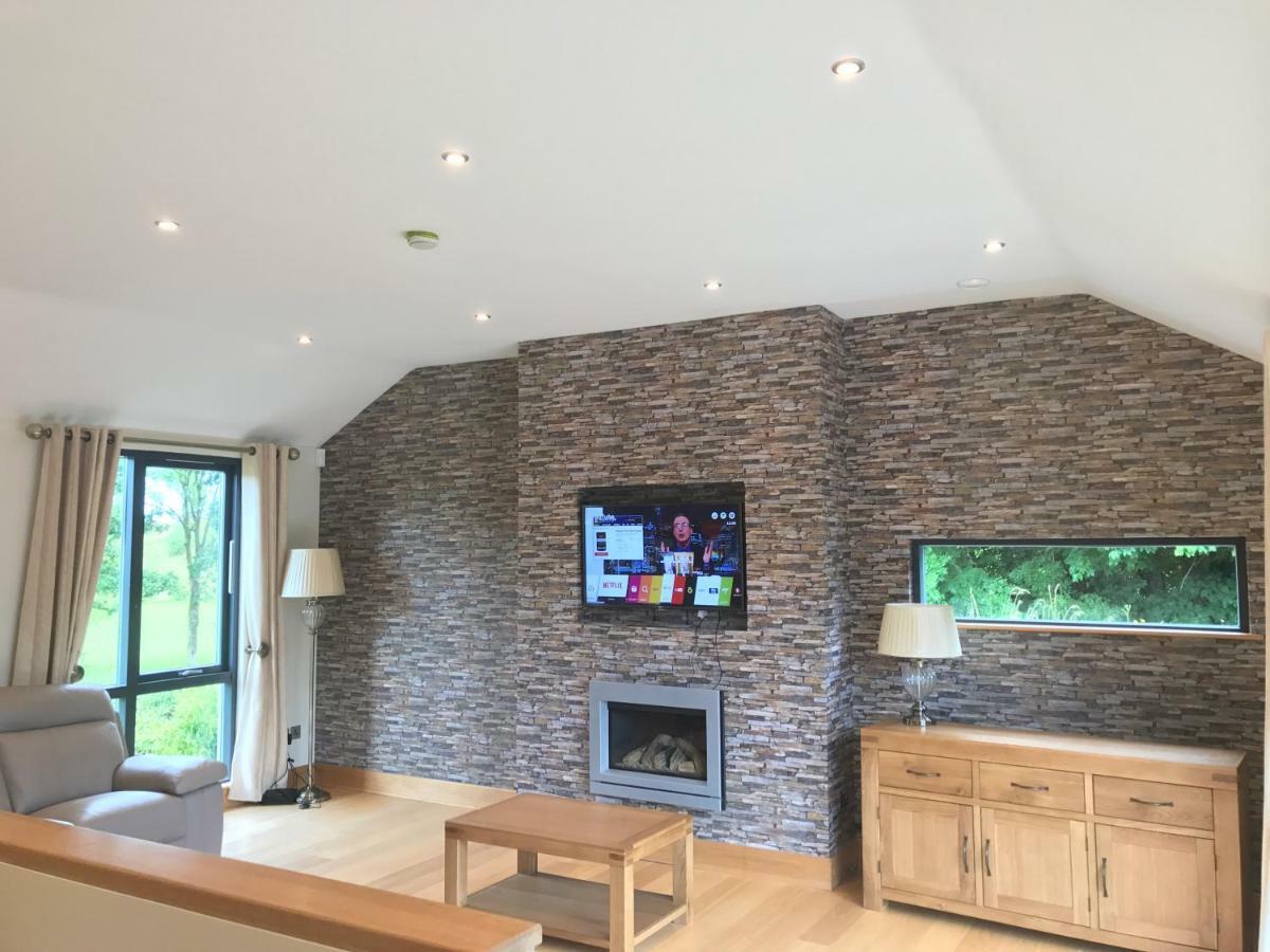 Holiday Home On Farnham Estate 캐번 외부 사진